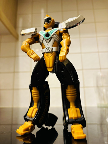 Power rangers rpm - gold, ranger